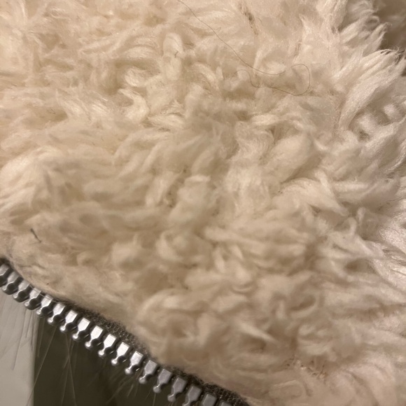 Maralyn and me false fur coat. Only used once in perfect condition! - Picture 8 of 8